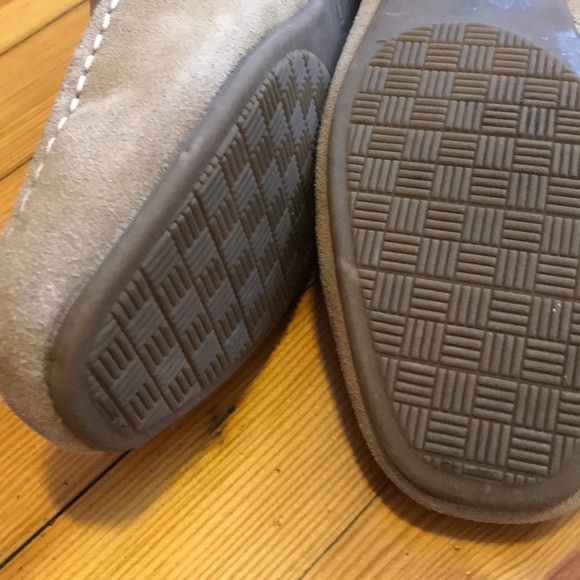 Lands End Moccasins - Picture 4 of 7
